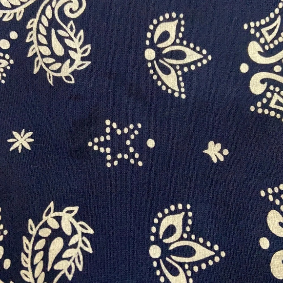 Undefeated Navy Blue Pullover Bandana Print Hoodie - Size Small - Picture 10 of 10